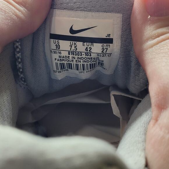 Nike Revolution 3 running white women's size 10 - Picture 9 of 9